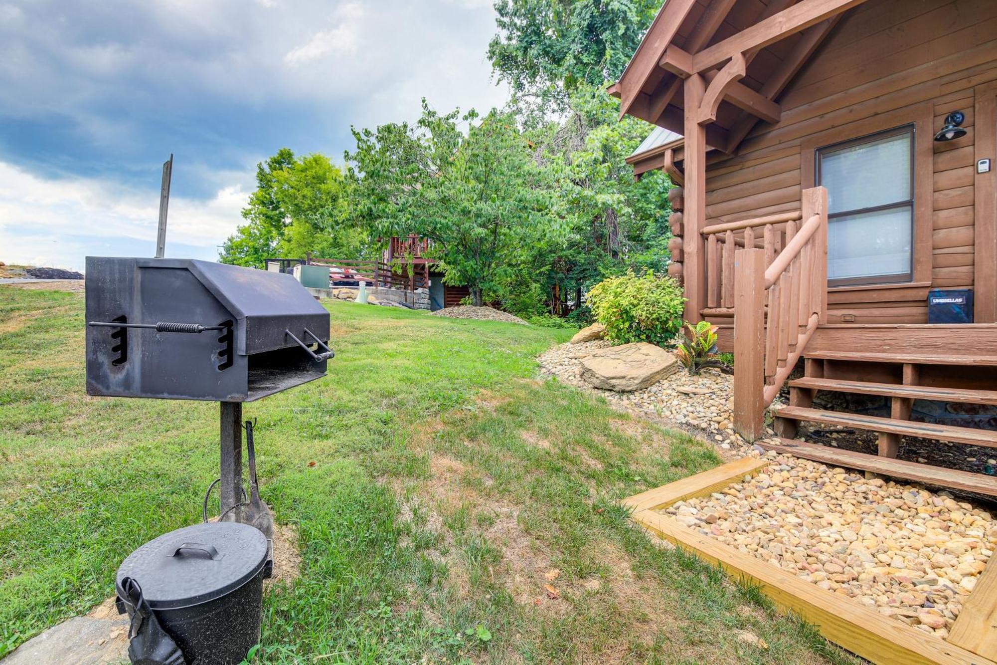 Pigeon Forge Cabin Premier Location And Hot Tub מראה חיצוני תמונה