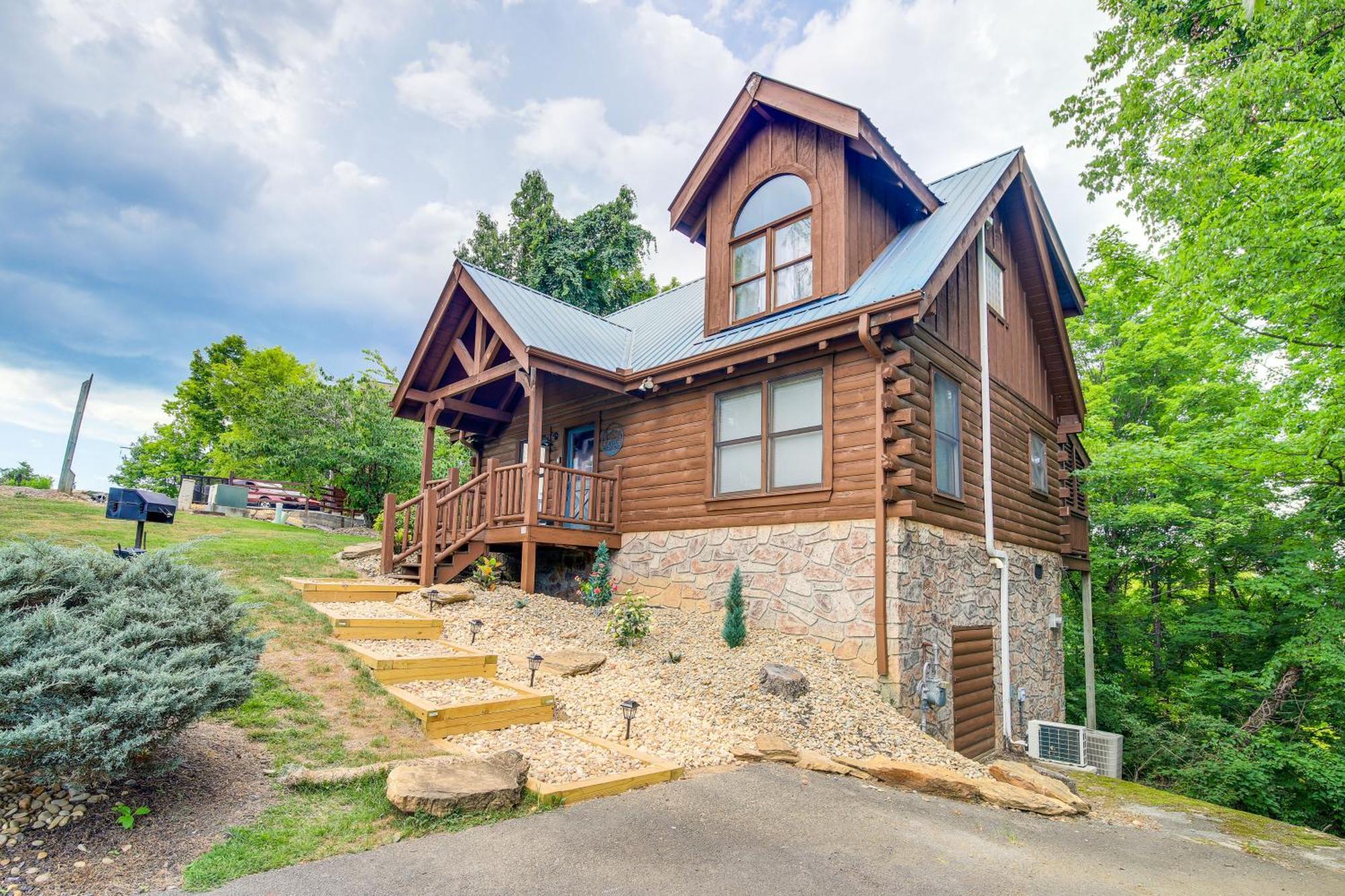 Pigeon Forge Cabin Premier Location And Hot Tub מראה חיצוני תמונה