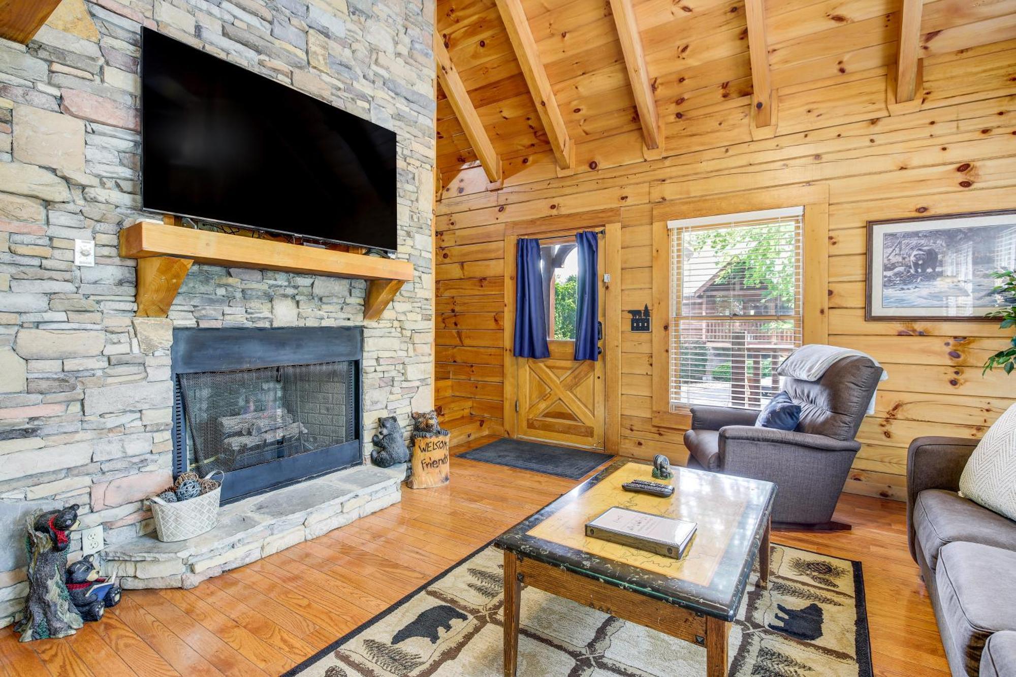 Pigeon Forge Cabin Premier Location And Hot Tub מראה חיצוני תמונה