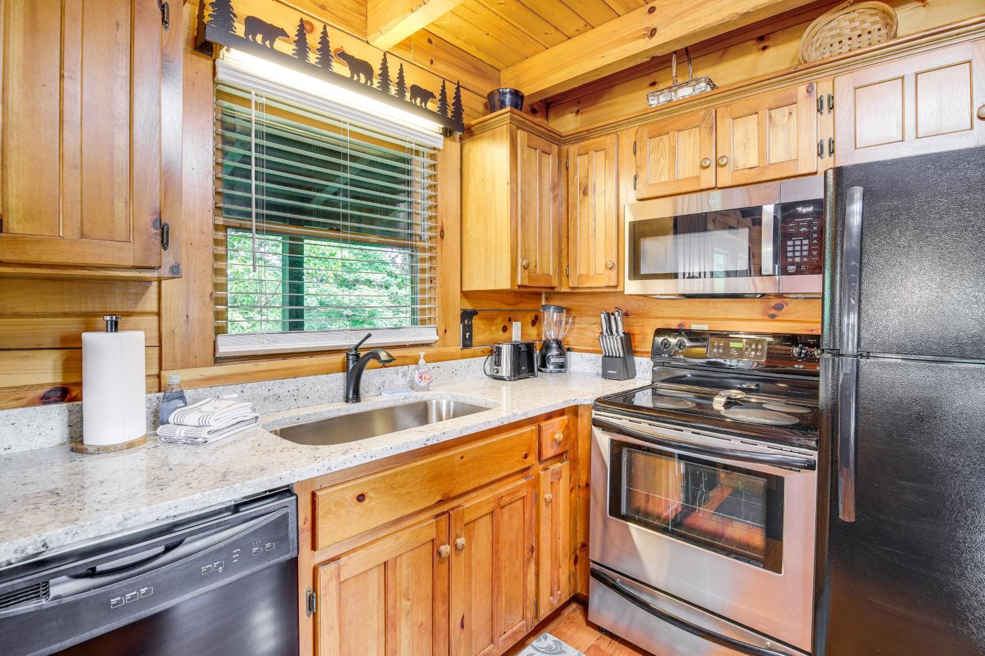 Pigeon Forge Cabin Premier Location And Hot Tub מראה חיצוני תמונה